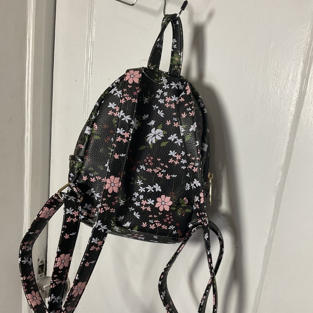 Cartera - Picture 4 of 5